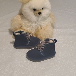 Ugg kids boots
